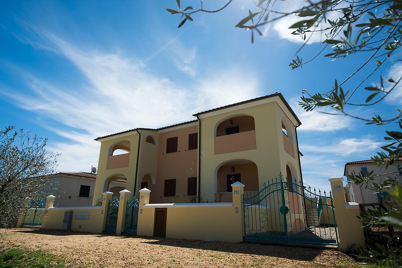 Le Residenze Del Maria Rosaria - Vico Friuli 1 Villa Orosei Exterior photo